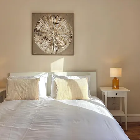 Апартаменты Bay Breeze Hideaway *